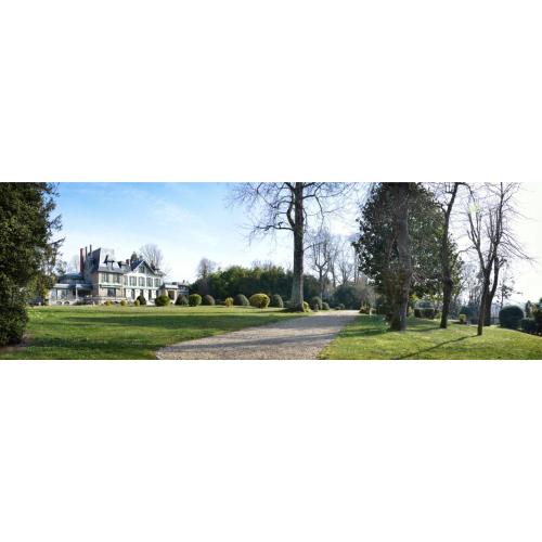 Hôtel Villa Navarre - Les Collectionneurs : Hotels proche de Pau