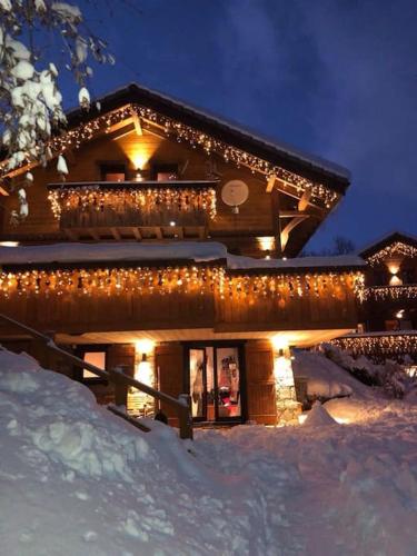 Meribel Les Allues Ski Chalet with beautiful views : Chalets proche de Les Allues