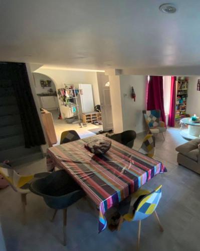 Maison de 3 chambres avec jardin clos et wifi a Dreux : Maisons de vacances proche de Marville-Moutiers-Brûlé