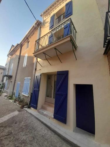 Maison de village - La P-tite Folie- : Appartements proche d'Estoublon