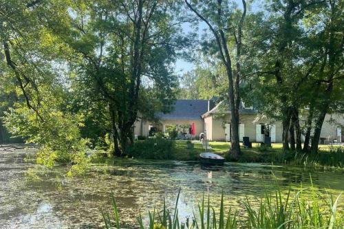 Le Cottage des Étangs : Maisons de vacances proche de Saint-Augustin-des-Bois