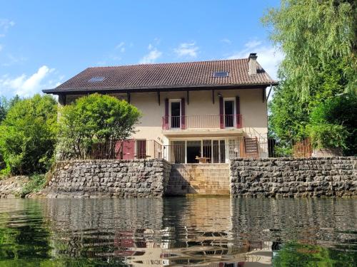 La maison du lac : Maisons de vacances proche de Vions