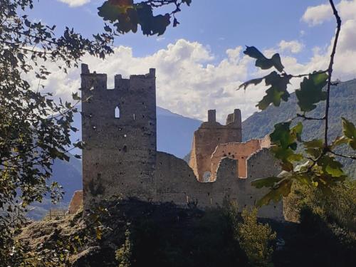 Au pied du château de Miglos : Maisons de vacances proche de Tarascon-sur-Ariège