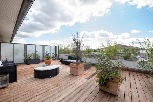 Les terrasses - T3 Spacieux avec parking gratuit : Appartements proche de Fonbeauzard