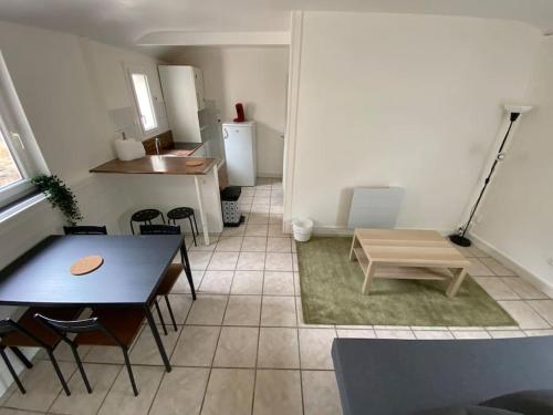 Maison à Pouilly en Auxois : Maisons de vacances proche d'Uncey-le-Franc