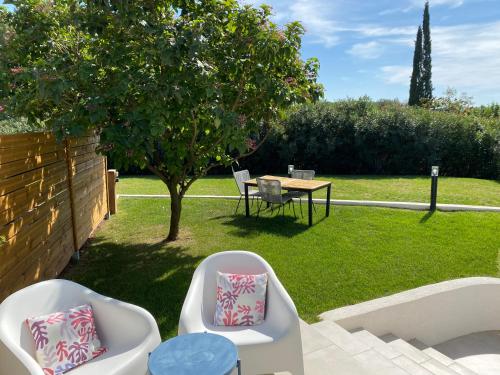 Logement indépendant dans villa avec jardin : Appartements proche de Coudoux