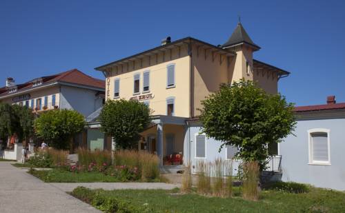 Hôtel Beau Site : Hotels proche de Saint-Point-Lac