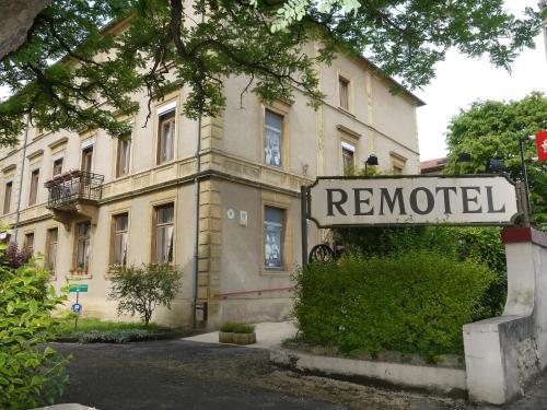 Logis Hotel Restaurant Remotel : Hotels proche de Cosnes-et-Romain