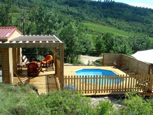 Modern Chalet in Roquetaillade with Swimming Pool : Chalets proche de Coustaussa
