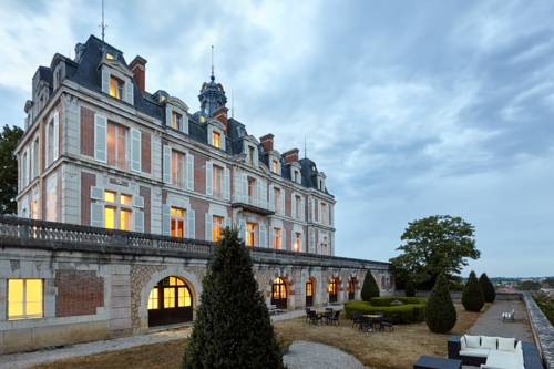 Château Saint-Michel - Cercle des Grands Crus : Hotels proche de Saint-Jean-de-Vaux