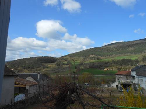 Gite du plô : Maisons de vacances proche d'Aguessac