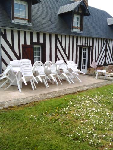 Gite De Malvoue : Maisons de vacances proche de Sainte-Foy-de-Montgommery