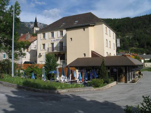 Hôtel Restaurant Les Alpins : Hotels proche d'Aspres-sur-Buëch