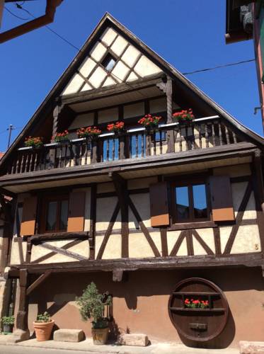 Maison A Colombage De 1602 : Maisons de vacances proche de Wintzenheim