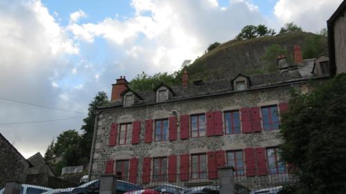 Relais des castors : B&B / Chambres d'hotes proche de Neussargues-Moissac