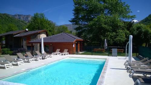 Les Granges de Leo : Maisons de vacances proche de Tarascon-sur-Ariège