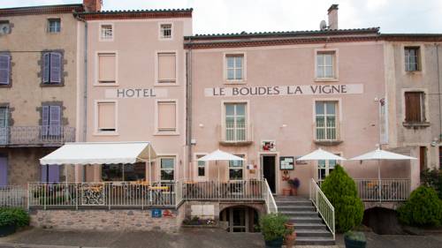 Le Boudes la vigne : Hotels proche de Roche-Charles-la-Mayrand