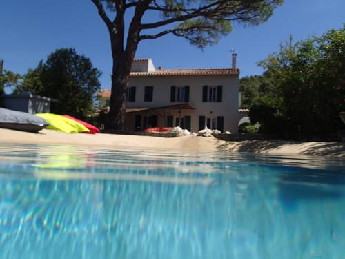 Villavos- Le Bocage : Villas proche de Carnoux-en-Provence