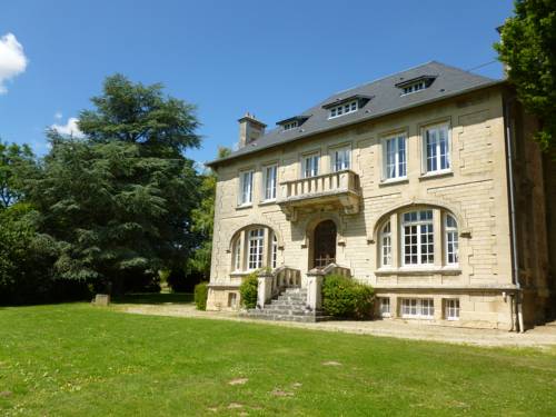 La chambre au Château : B&B / Chambres d'hotes proche de Missy-sur-Aisne