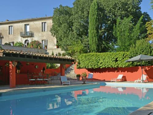 Superb air conditioned loft in wine estate with pool : Villas proche de Sauteyrargues
