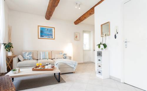 Pimms Apartment : Appartements proche d'Antibes