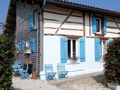 Cozy Hoiday Home in Droyes North France with Terrace : Maisons de vacances proche de Puellemontier
