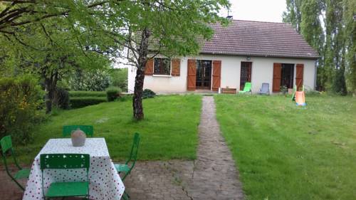 Gite du Vieux Charme : Maisons de vacances proche d'Entrains-sur-Nohain