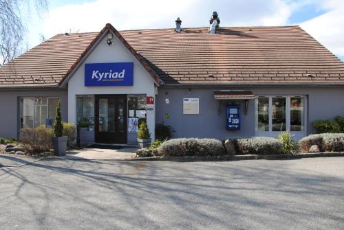 Kyriad Bellegarde - Genève : Hotels proche de Péron