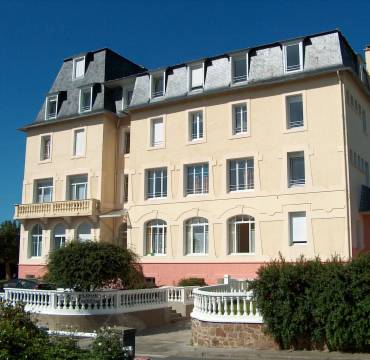Residence des Bains : Appart'hotels proche de Carantec