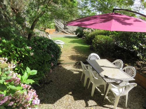 Maison de 2 chambres avec jardin amenage a Ploezal : Maisons de vacances proche de Pontrieux