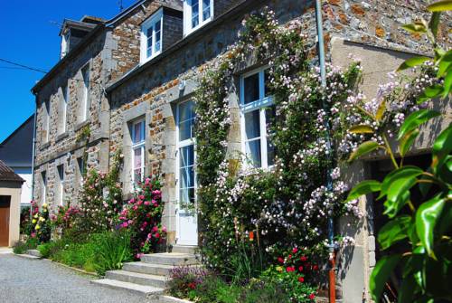 Maison Voie Verte : B&B / Chambres d'hotes proche de Saint-Jean-du-Corail