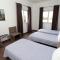 Hotels Hotel Des Nacres : photos des chambres