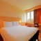 Hotels ibis Poitiers Beaulieu : photos des chambres