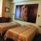 Hotels Hotel De Provence : photos des chambres
