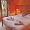 Chalets Nice chalet in the woods of the beautiful Dordogne : photos des chambres