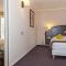 Hotels Brit Hotel Cahors - Le France : photos des chambres