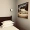 Hotels Hotel L'orque Bleue : photos des chambres