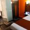 Hotels Kyriad Lyon Sud Sainte Foy : photos des chambres