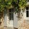 Maisons de vacances Chemin de Gargamelle Gite 'Le Noyer' : photos des chambres