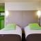 Hotels Campanile Plaisir : photos des chambres