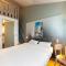 Hotels B&B HOTEL Angers 1 Beaucouze : photos des chambres