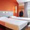 Hotels ibis budget Grigny Centre : photos des chambres