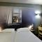 Hotels B&B HOTEL La Rochelle Angoulins : photos des chambres