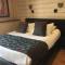 Hotels Hotel La Bonbonniere - Dijon Talant : photos des chambres