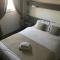 Hotels La Bastide d'Entraigues : photos des chambres