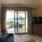 Appartements Logement avec terrasse sur lac, tout confort, dans residence avec PLAGE et PONTON PRIVEE : photos des chambres