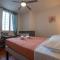 B&B / Chambres d'hotes etape gimontoise 32 Chambre tout confort : photos des chambres