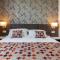 Hotels Brit Hotel Ploermel - Hotel de l'Hippodrome : photos des chambres