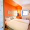 Hotels Ibis Budget Marseille Timone : photos des chambres