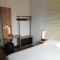Hotels B&B HOTEL Ouistreham : photos des chambres